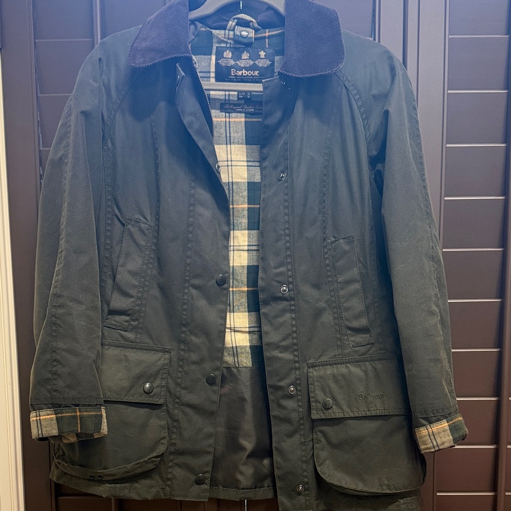 Barbour Women's Classic Beadnell Wax Jacket